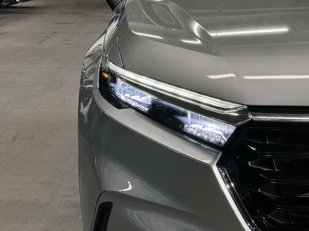 used 2024 Honda CR-V car, priced at $30,995