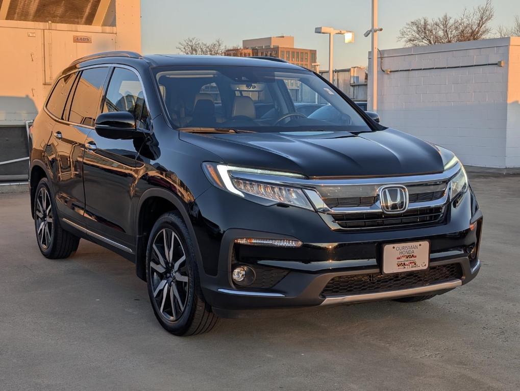 used 2022 Honda Pilot car, priced at $35,995