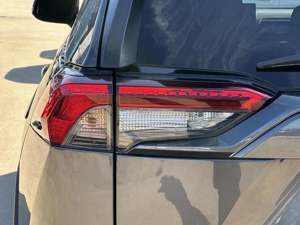 used 2020 Toyota RAV4 Hybrid car, priced at $23,995