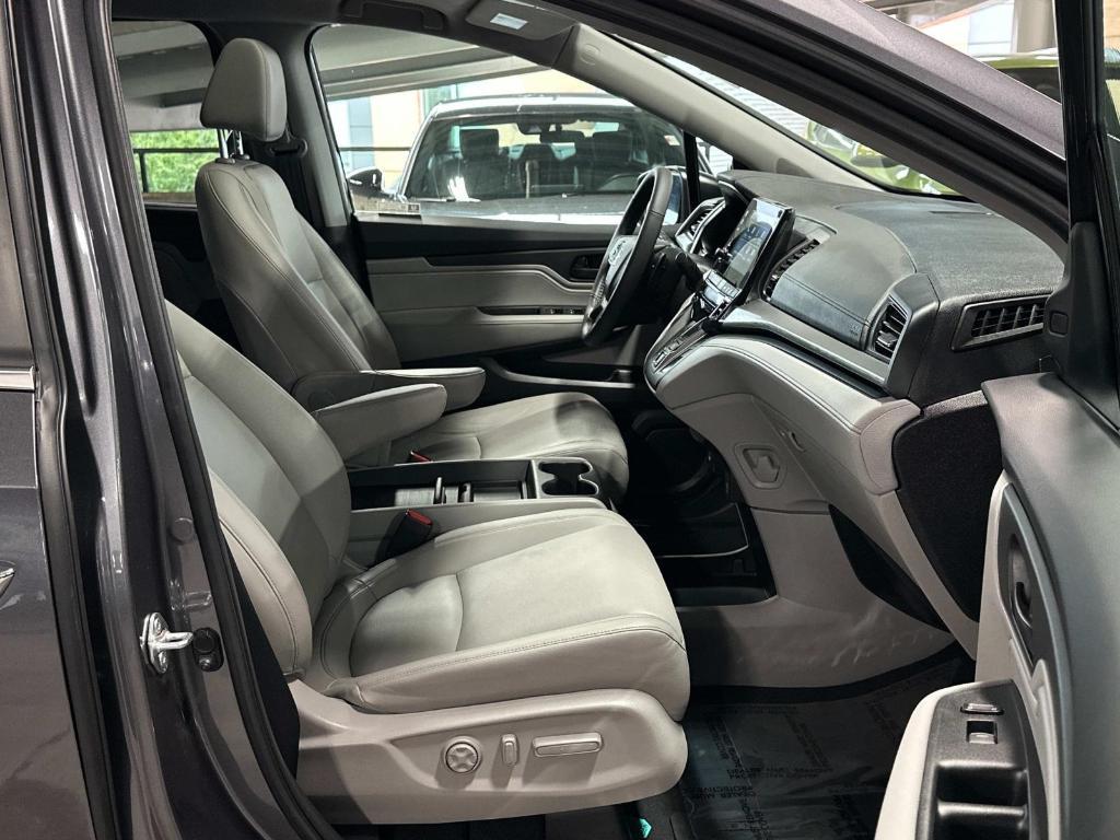 used 2023 Honda Odyssey car, priced at $34,995