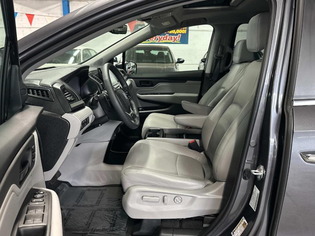 used 2023 Honda Odyssey car, priced at $34,995