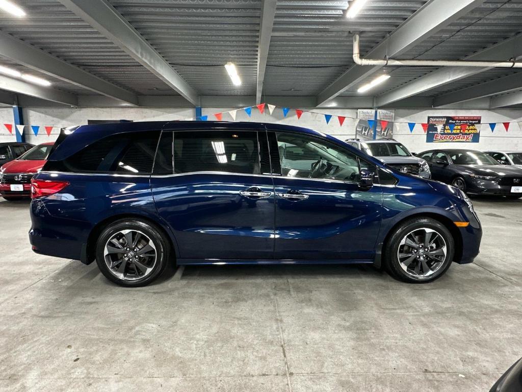 used 2024 Honda Odyssey car, priced at $44,395