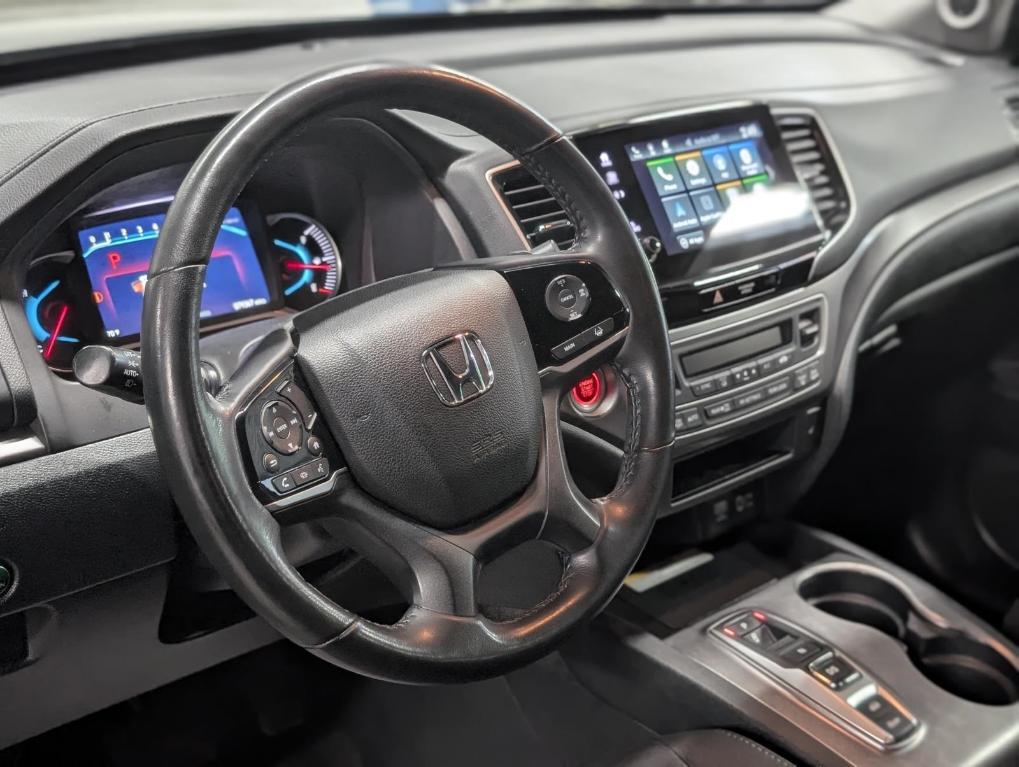 used 2022 Honda Pilot car, priced at $29,995