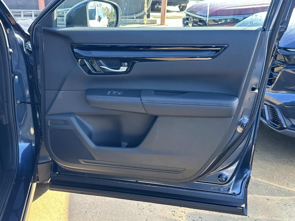 used 2024 Honda CR-V car, priced at $33,695