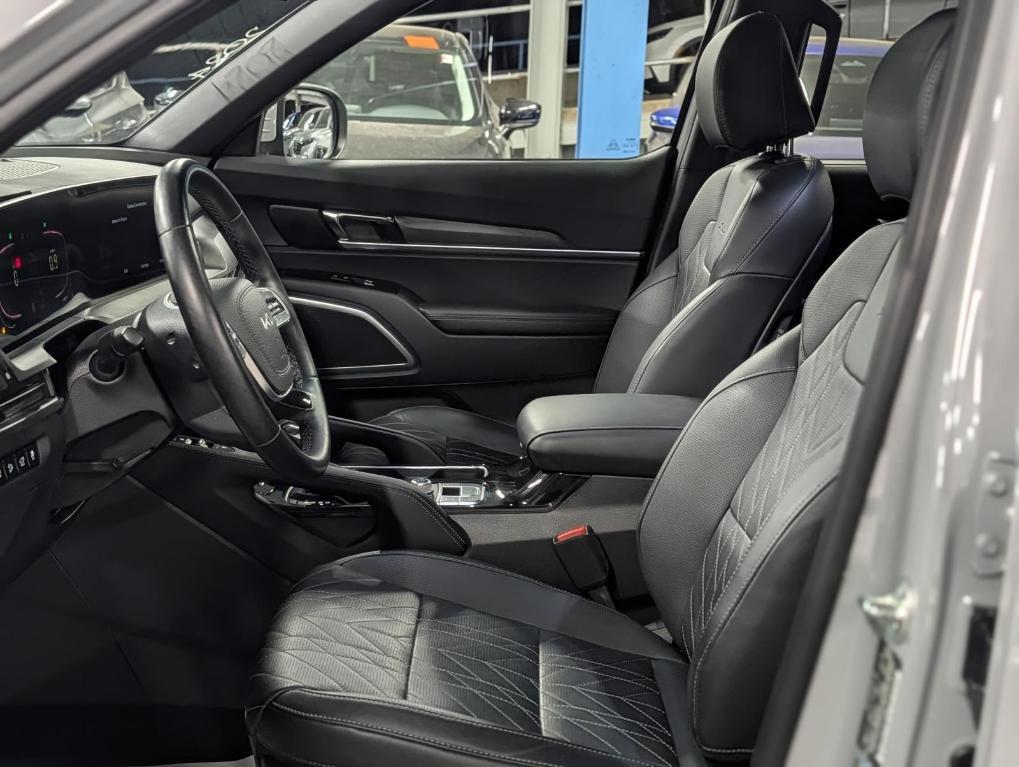 used 2024 Kia Telluride car, priced at $39,995