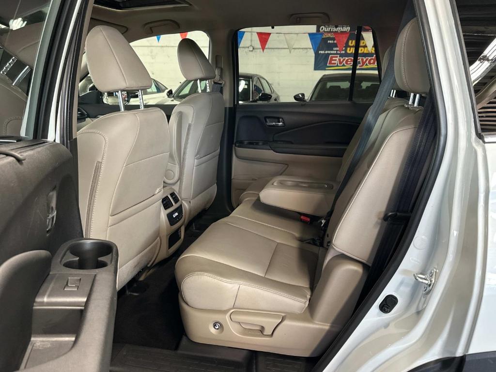 used 2022 Honda Pilot car, priced at $34,995