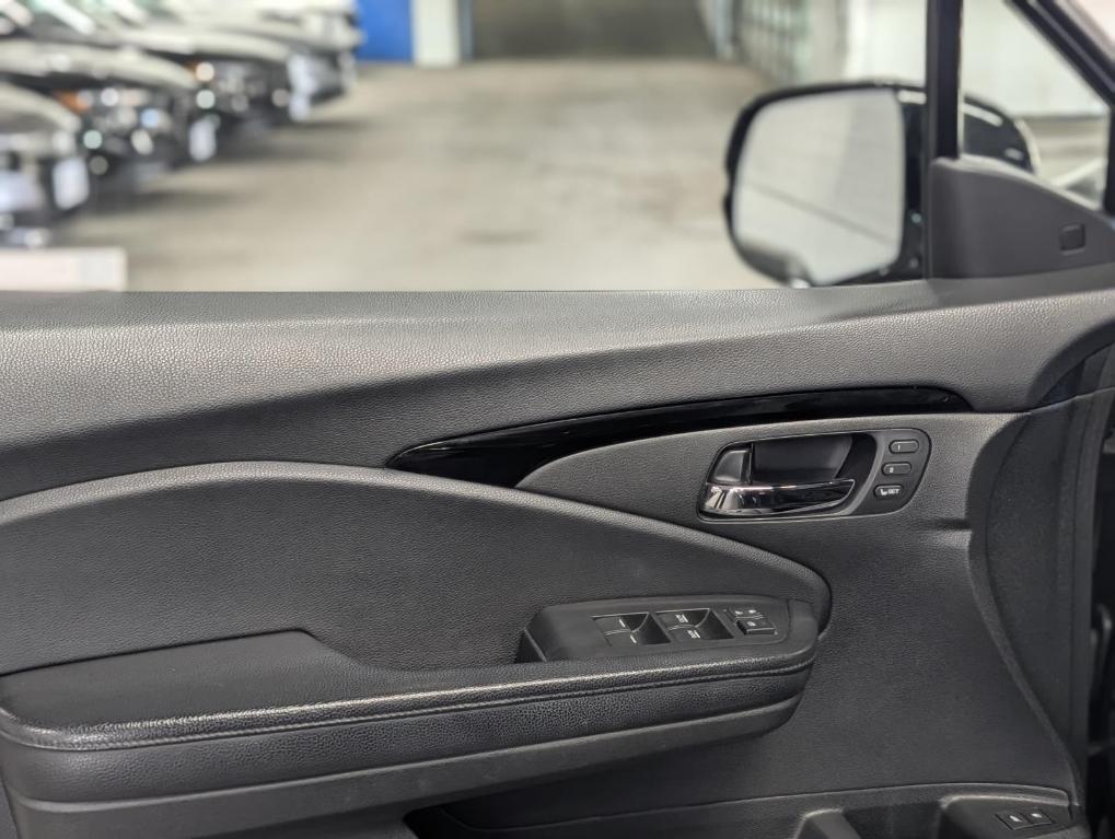 used 2019 Honda Pilot car, priced at $26,995