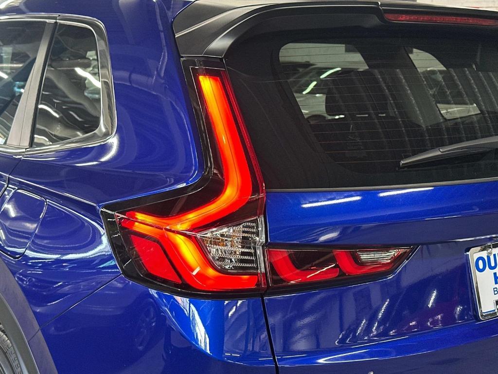 used 2023 Honda CR-V car, priced at $28,995
