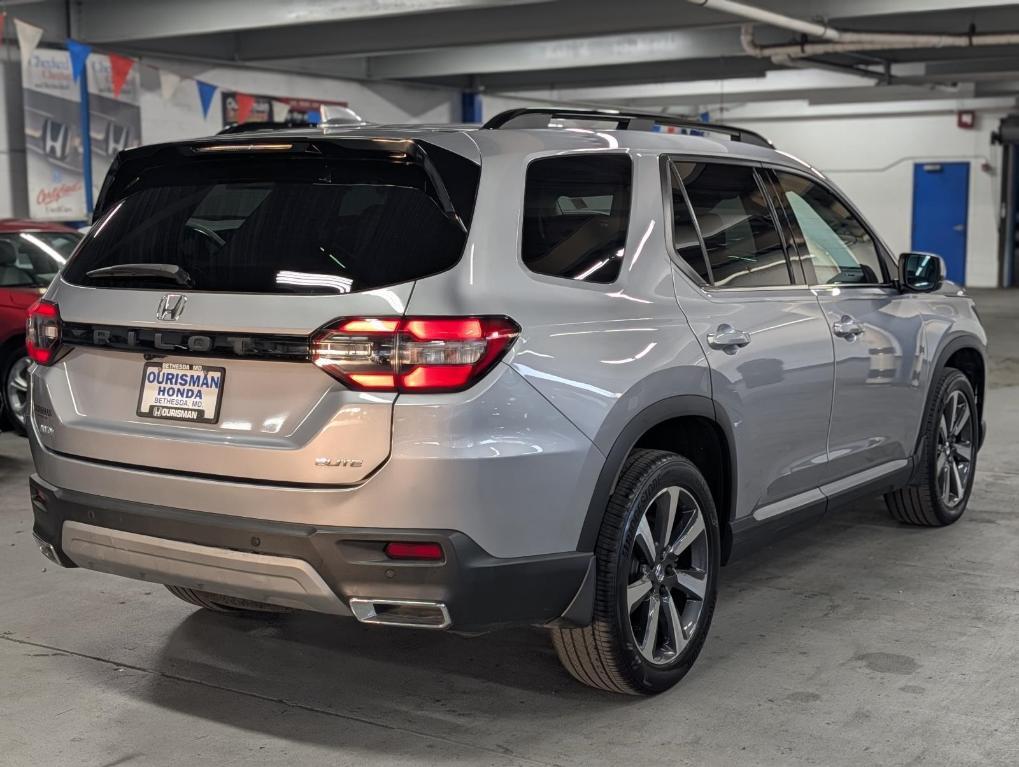 used 2023 Honda Pilot car, priced at $39,995