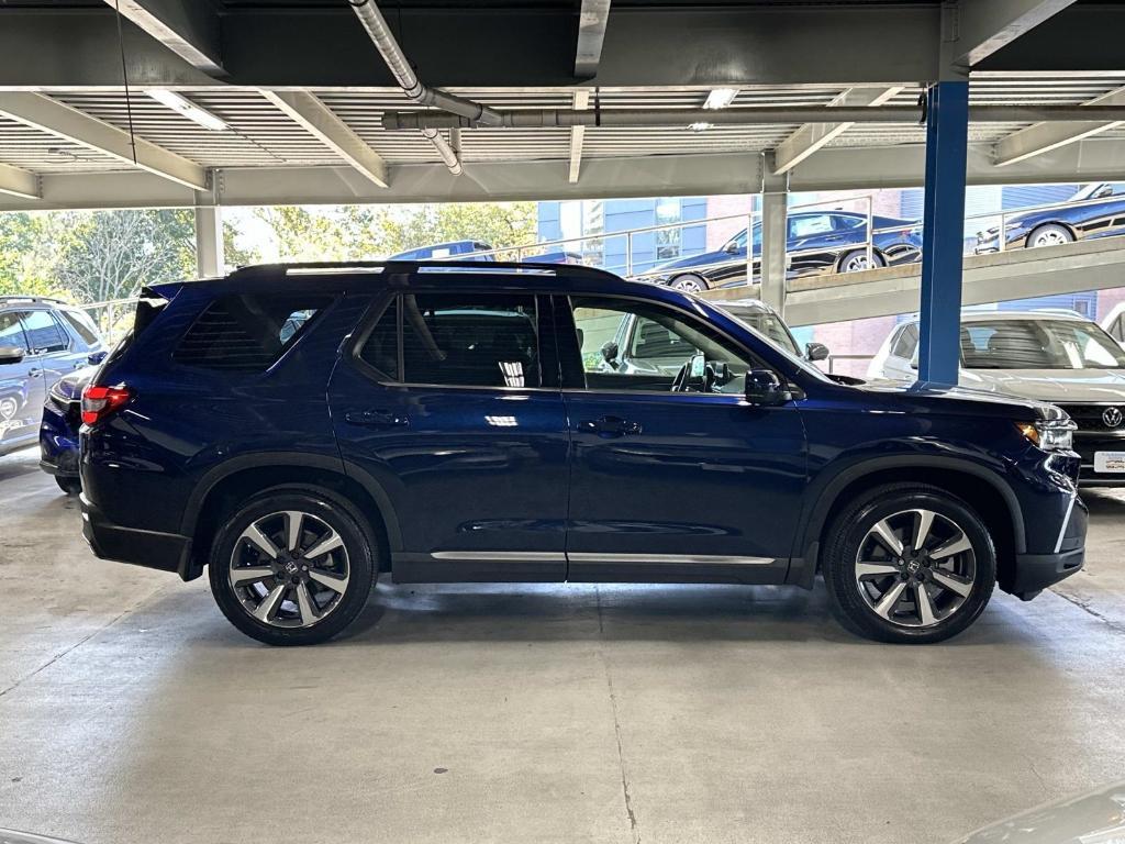 used 2023 Honda Pilot car, priced at $43,395
