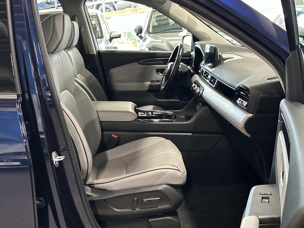 used 2023 Honda Pilot car, priced at $43,395