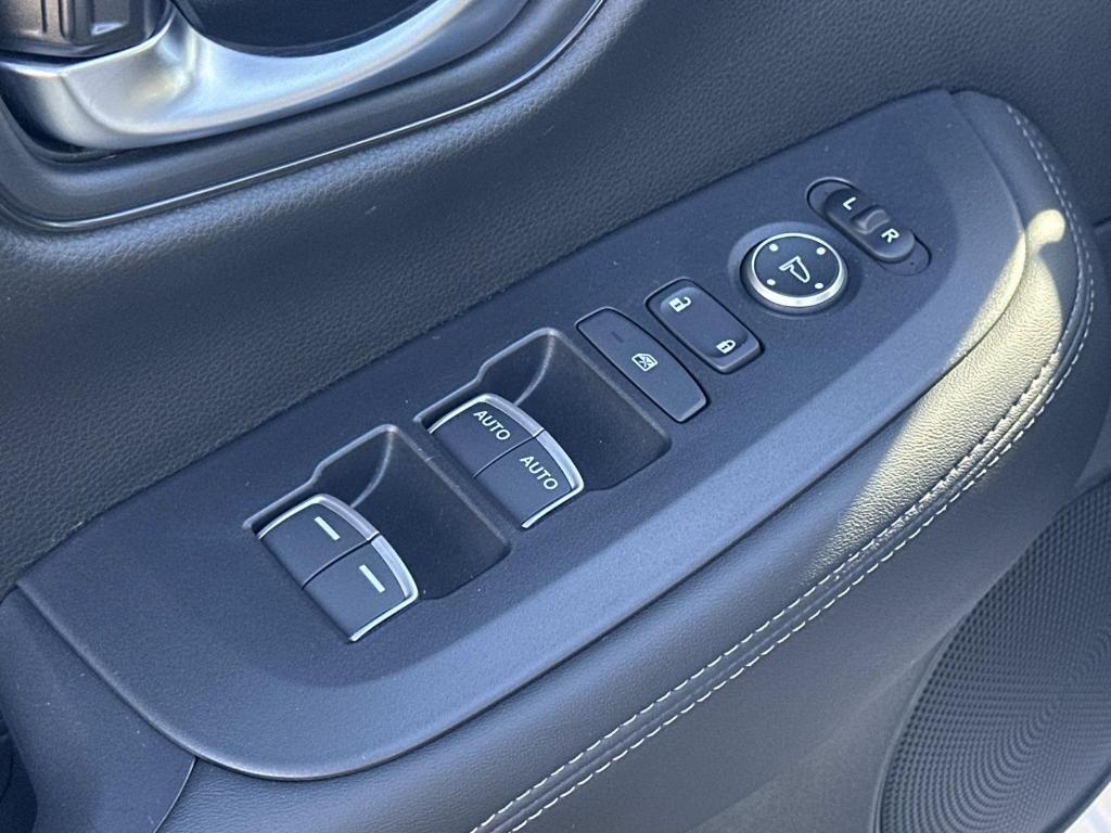 used 2025 Honda HR-V car, priced at $29,281