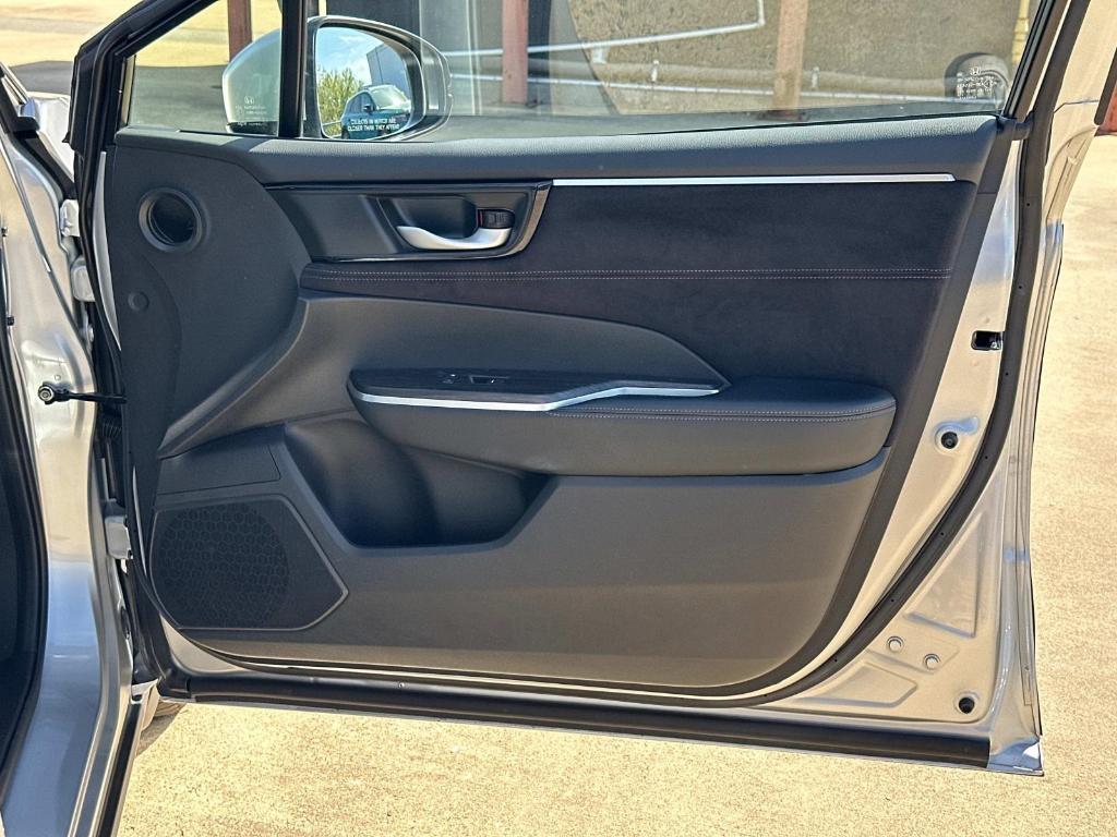 used 2018 Honda Clarity Plug-In Hybrid car, priced at $19,995