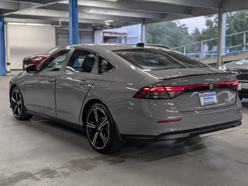 new 2025 Honda Accord Hybrid car, priced at $33,756