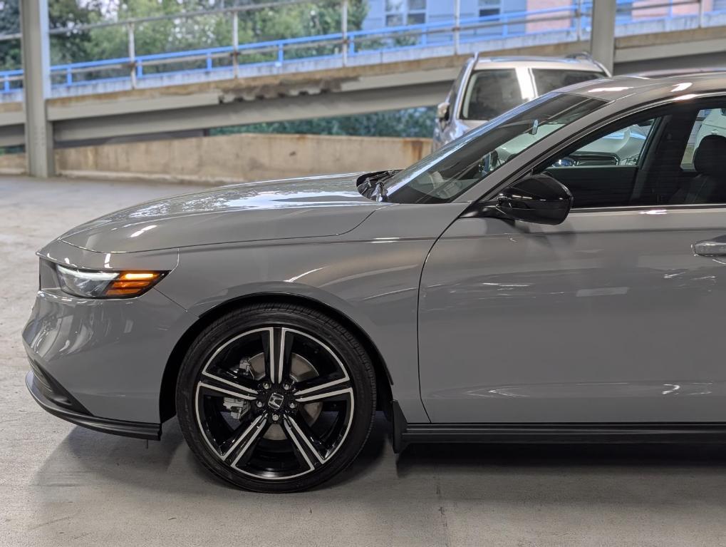 new 2025 Honda Accord Hybrid car, priced at $33,756