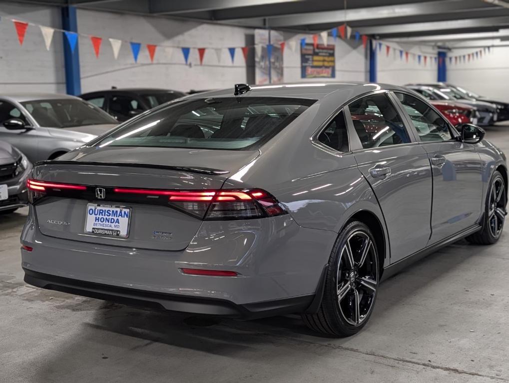 new 2025 Honda Accord Hybrid car, priced at $33,756