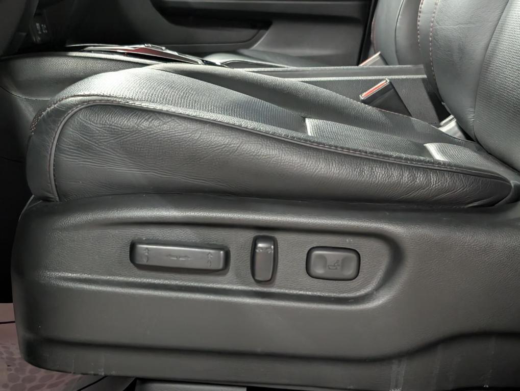 used 2021 Honda Pilot car, priced at $31,995