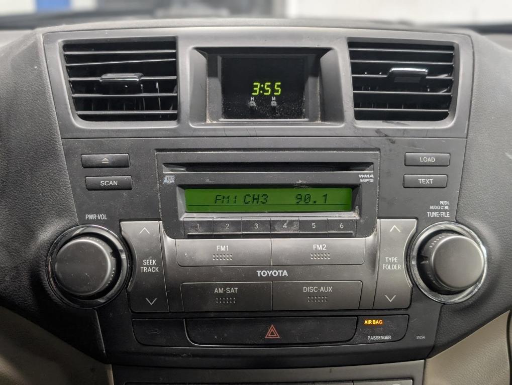 used 2010 Toyota Highlander car, priced at $10,995