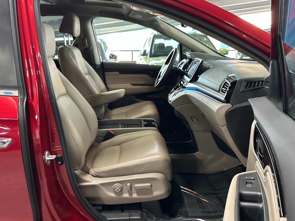 used 2023 Honda Odyssey car, priced at $36,597
