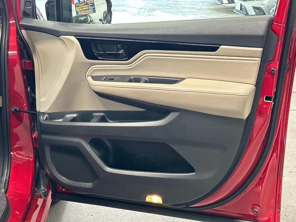used 2023 Honda Odyssey car, priced at $36,597
