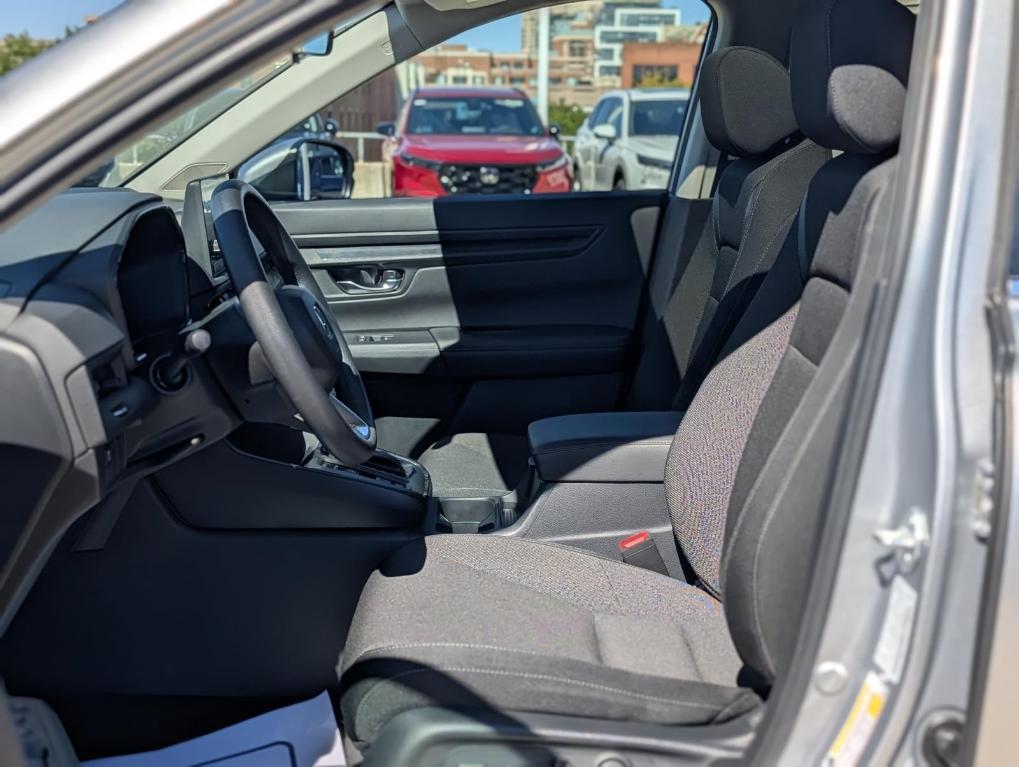 used 2025 Honda CR-V car, priced at $32,895