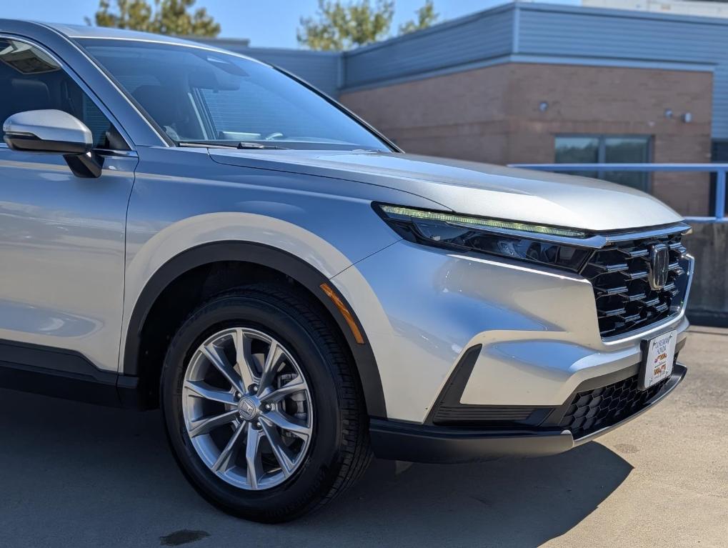 used 2025 Honda CR-V car, priced at $32,895
