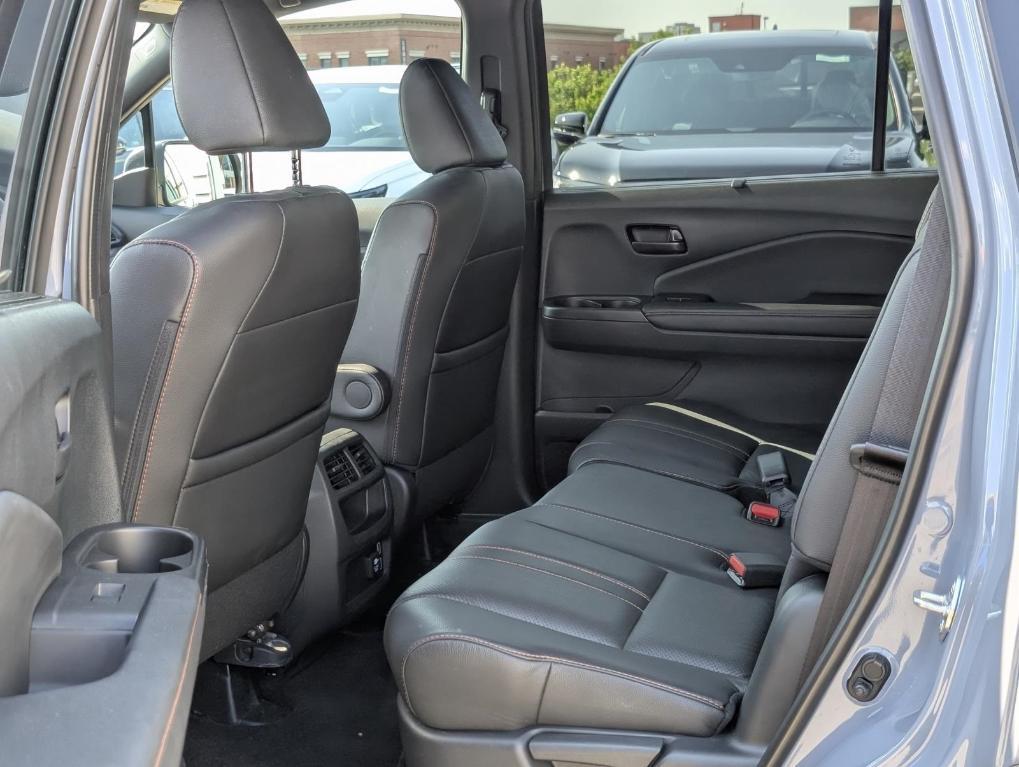 used 2022 Honda Passport car, priced at $31,898