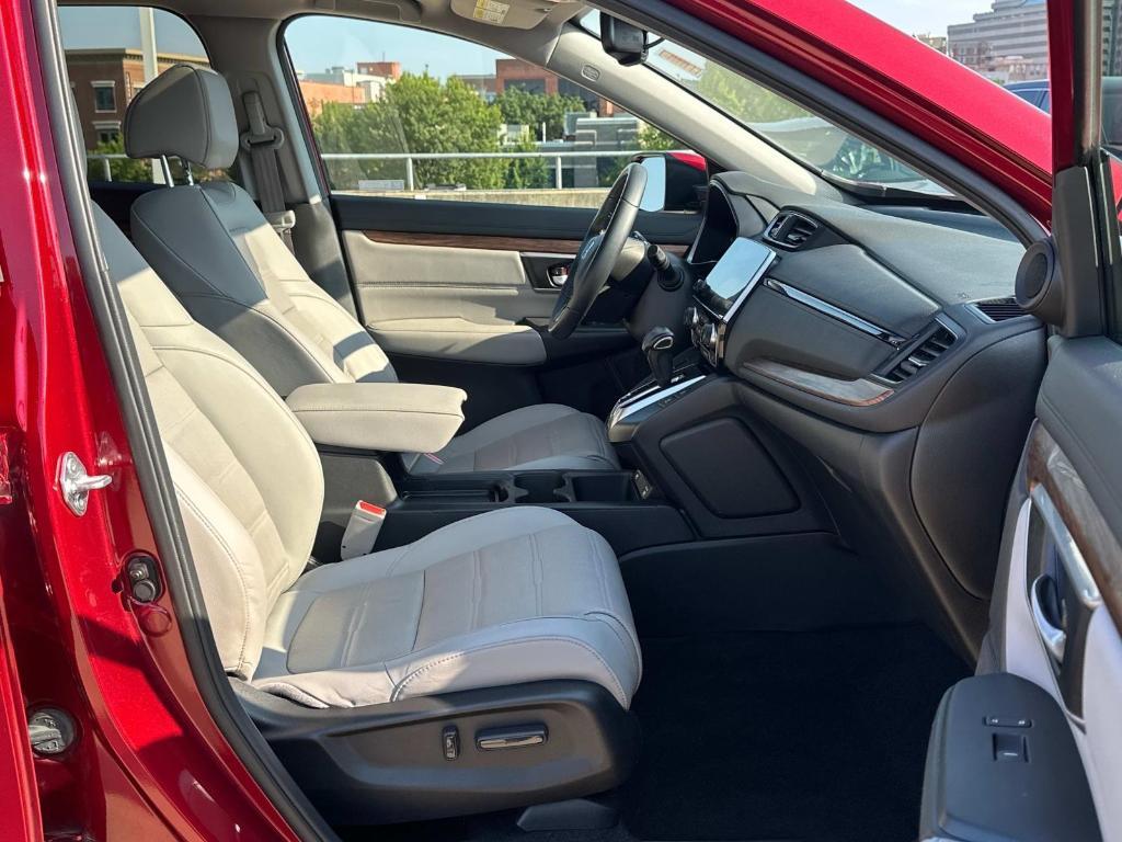 used 2021 Honda CR-V car, priced at $25,995