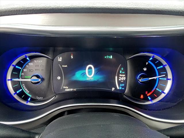 used 2022 Chrysler Pacifica Hybrid car, priced at $31,980