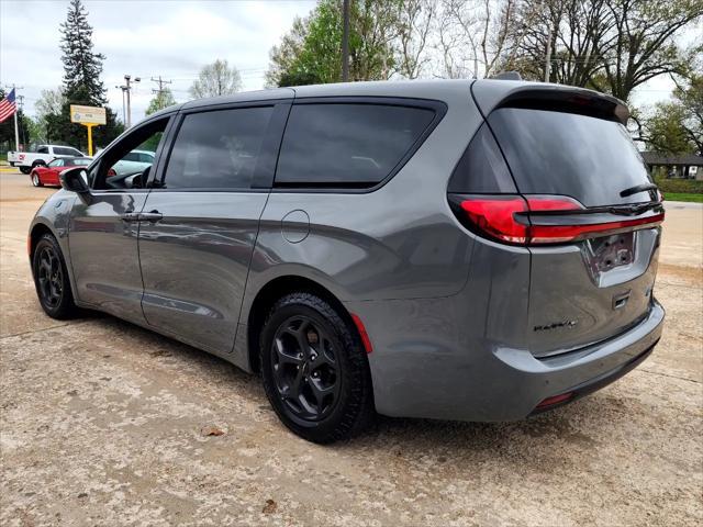 used 2022 Chrysler Pacifica Hybrid car, priced at $31,980