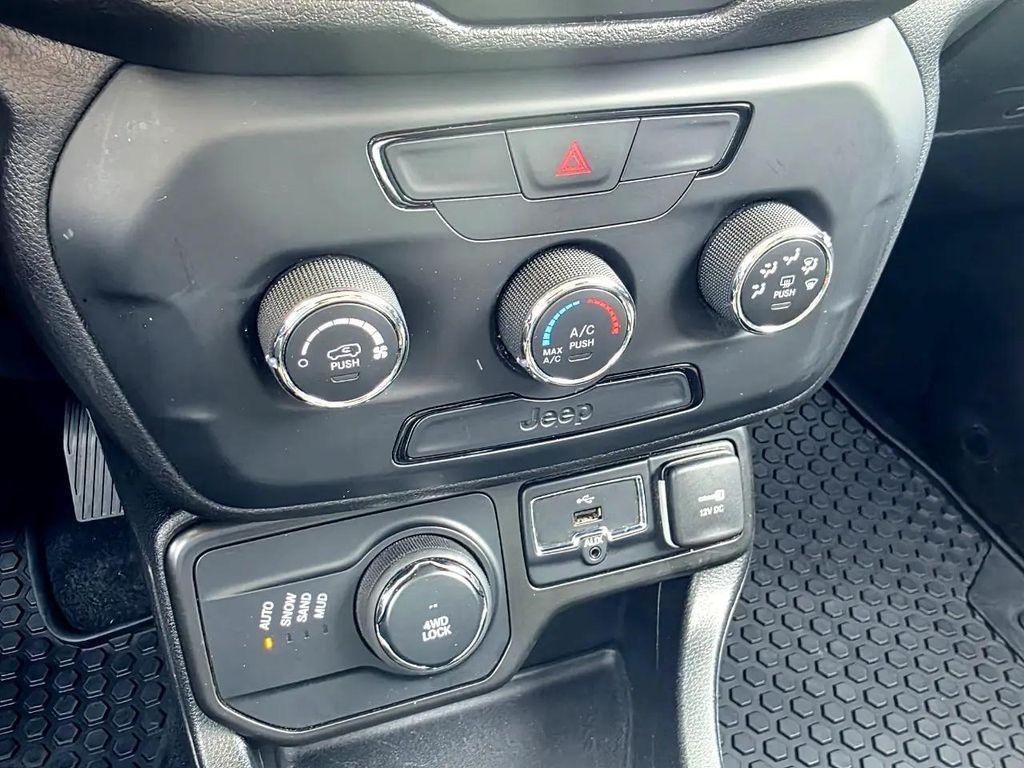 used 2020 Jeep Renegade car, priced at $17,870