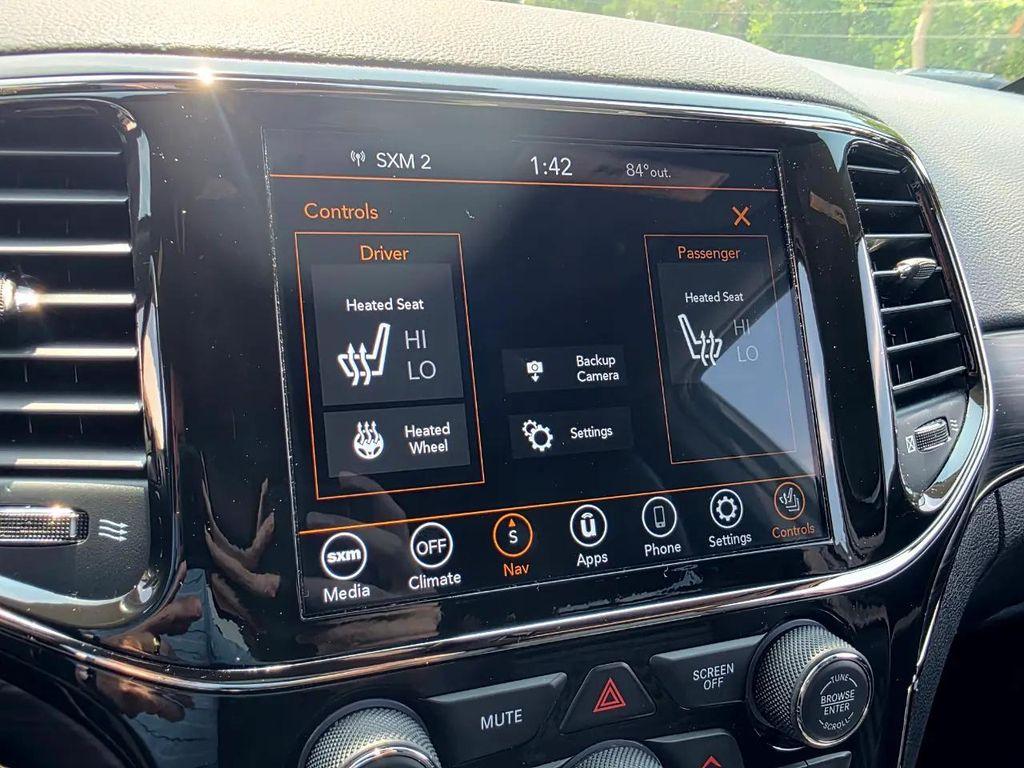 used 2021 Jeep Grand Cherokee car, priced at $32,870