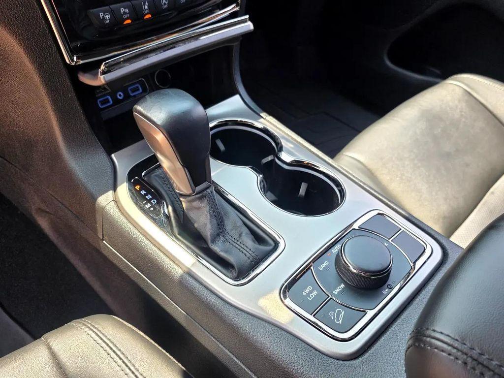 used 2021 Jeep Grand Cherokee car, priced at $32,870