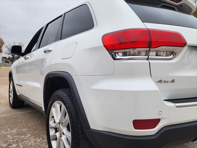 used 2017 Jeep Grand Cherokee car, priced at $16,980