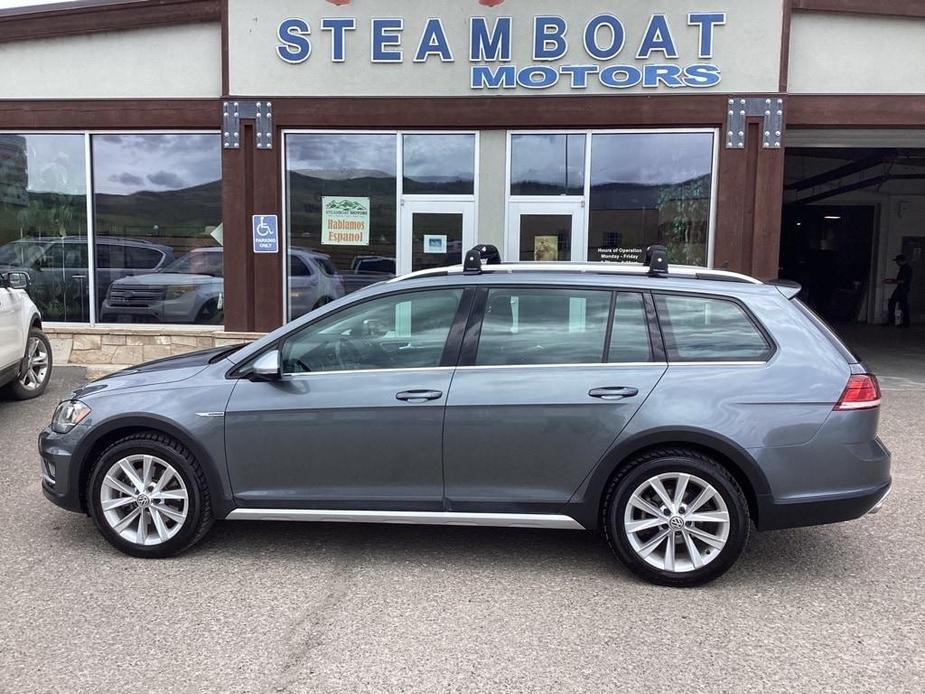 used 2018 Volkswagen Golf Alltrack car, priced at $25,333