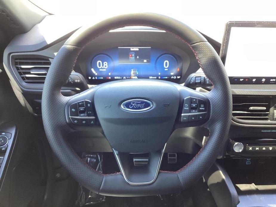 used 2023 Ford Escape car, priced at $33,333