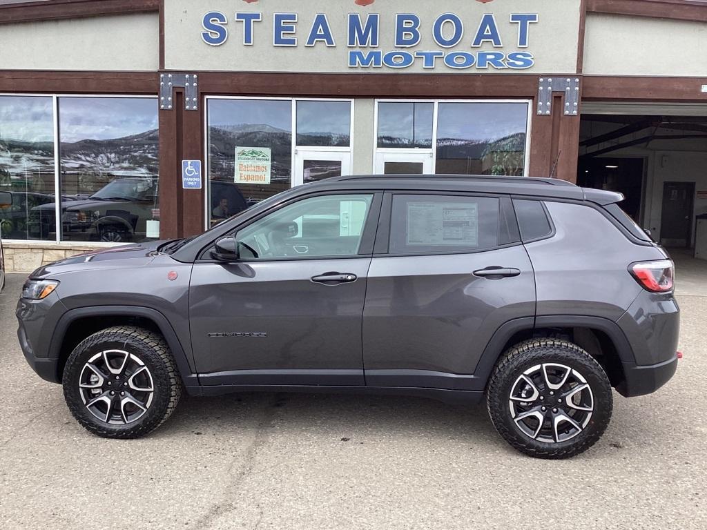 new 2024 Jeep Compass car, priced at $34,641