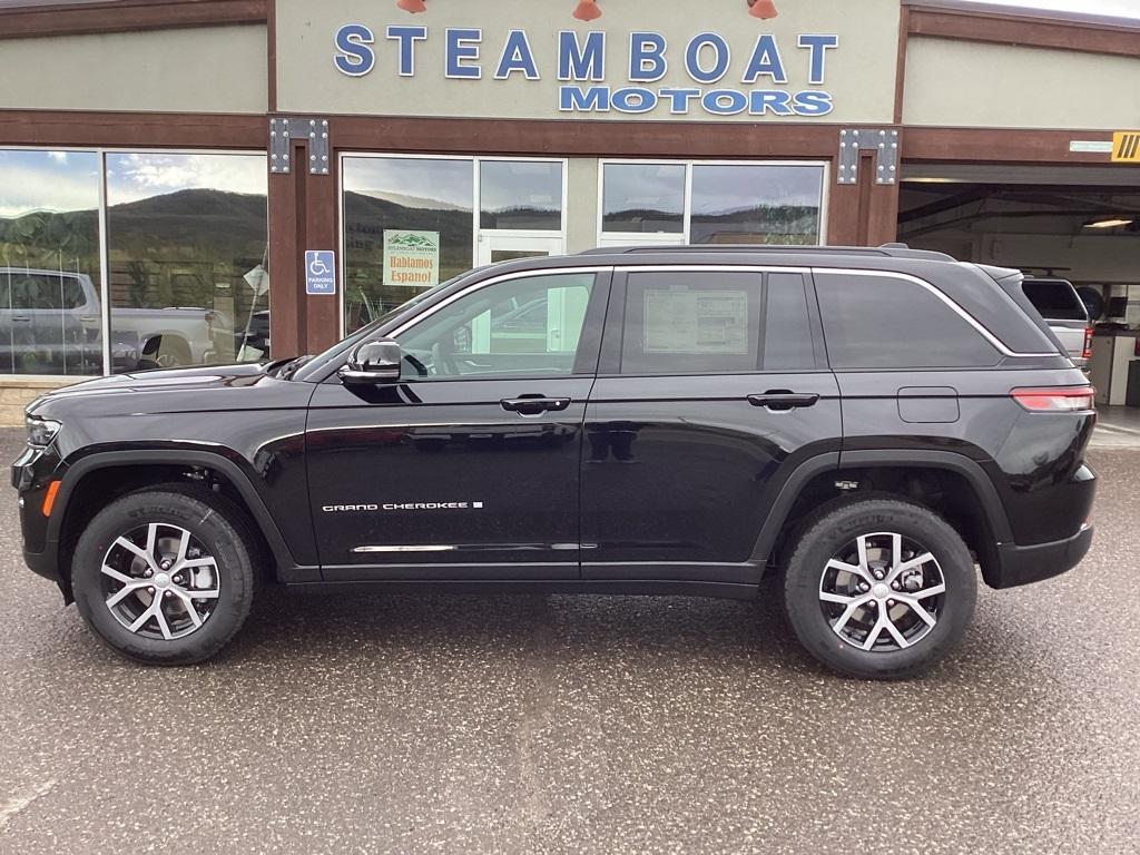 new 2024 Jeep Grand Cherokee car, priced at $42,981