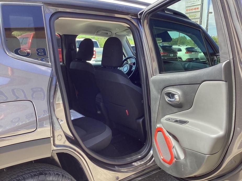 used 2019 Jeep Renegade car, priced at $23,333