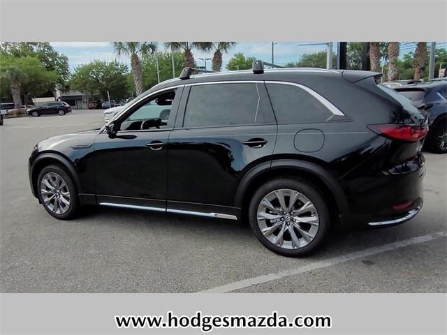 new 2024 Mazda CX-90 car