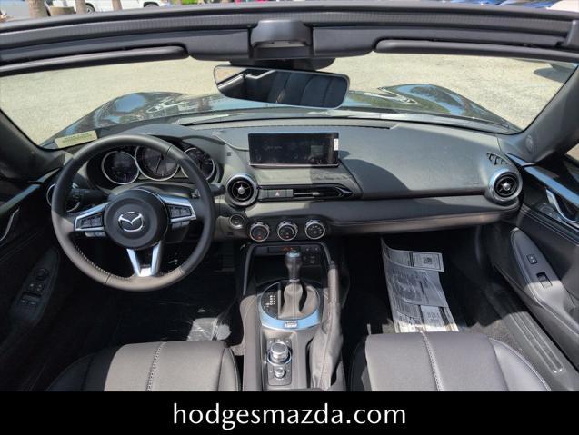 new 2025 Mazda MX-5 Miata car