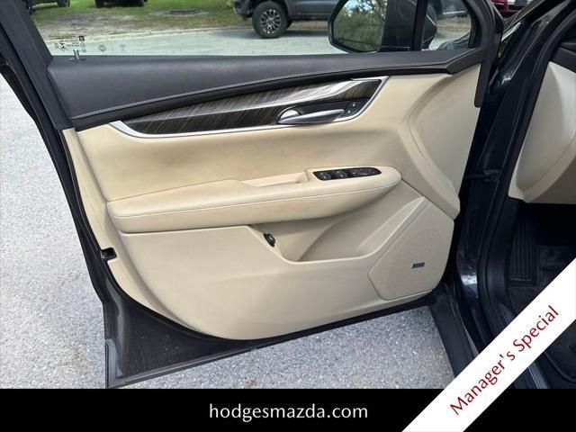 used 2019 Cadillac XT5 car, priced at $22,713