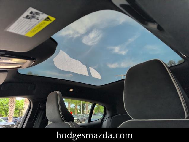 used 2022 Volvo C40 Recharge Pure Electric car, priced at $35,905