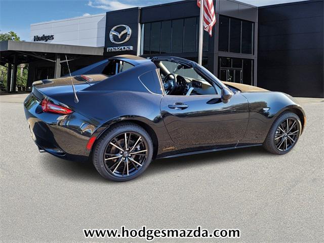 new 2024 Mazda MX-5 Miata RF car