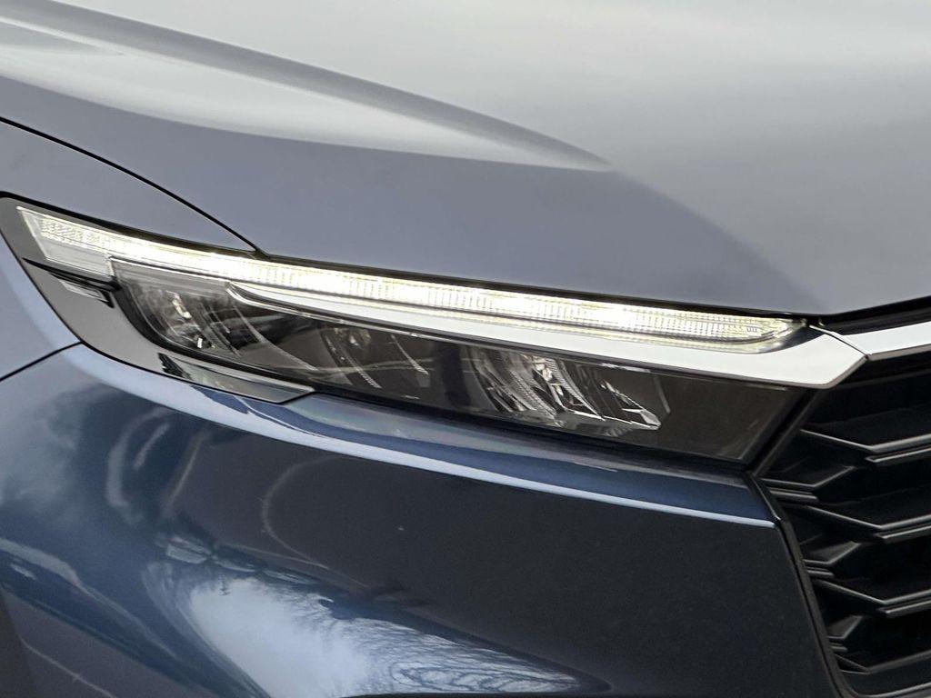 used 2023 Honda CR-V car, priced at $27,521