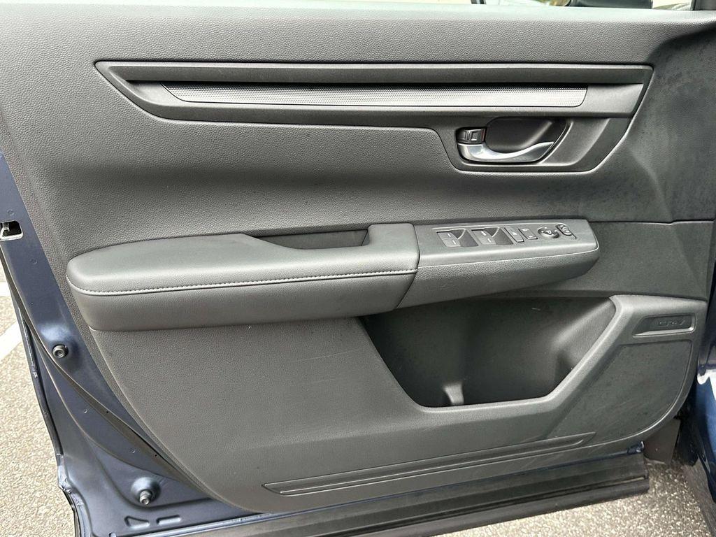 used 2023 Honda CR-V car, priced at $27,521