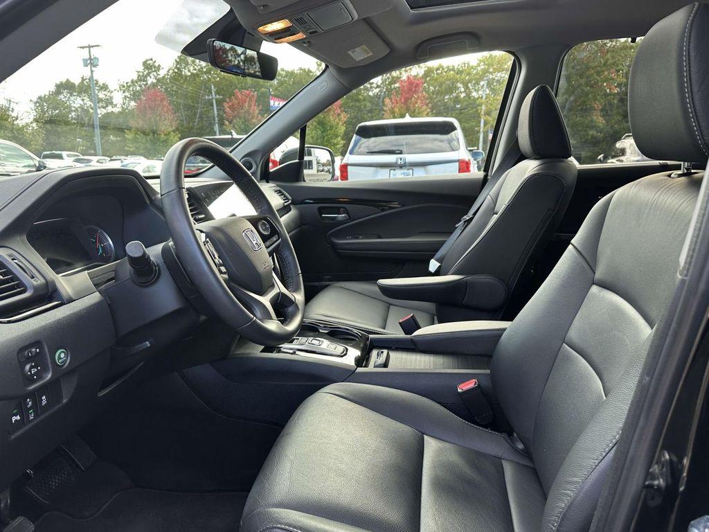 used 2022 Honda Pilot car, priced at $36,894