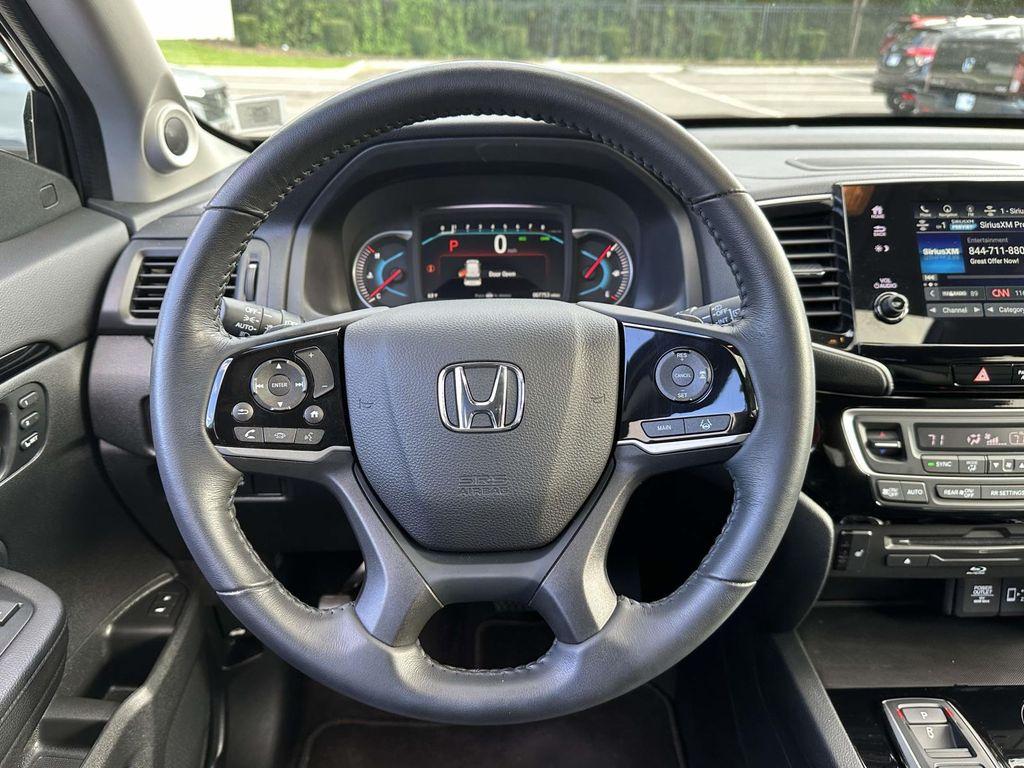 used 2022 Honda Pilot car, priced at $36,894