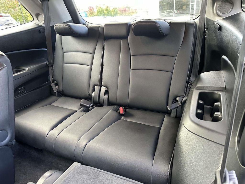 used 2022 Honda Pilot car, priced at $36,894