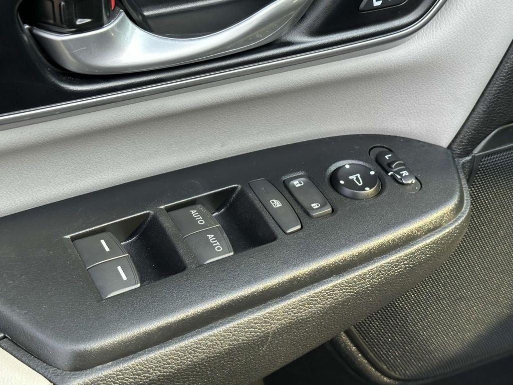 used 2021 Honda CR-V Hybrid car, priced at $22,487